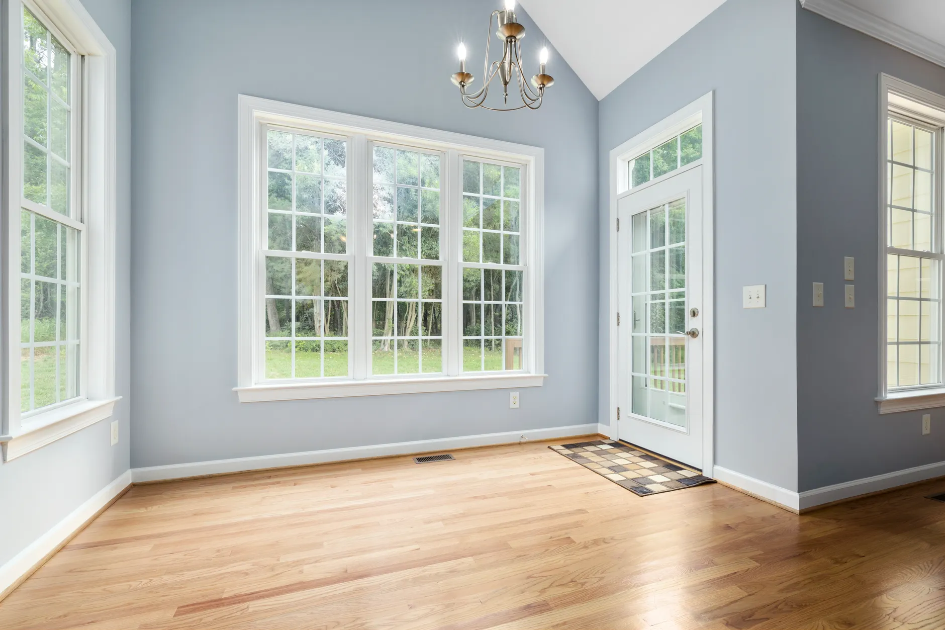 Hardwood & Engineered Wood